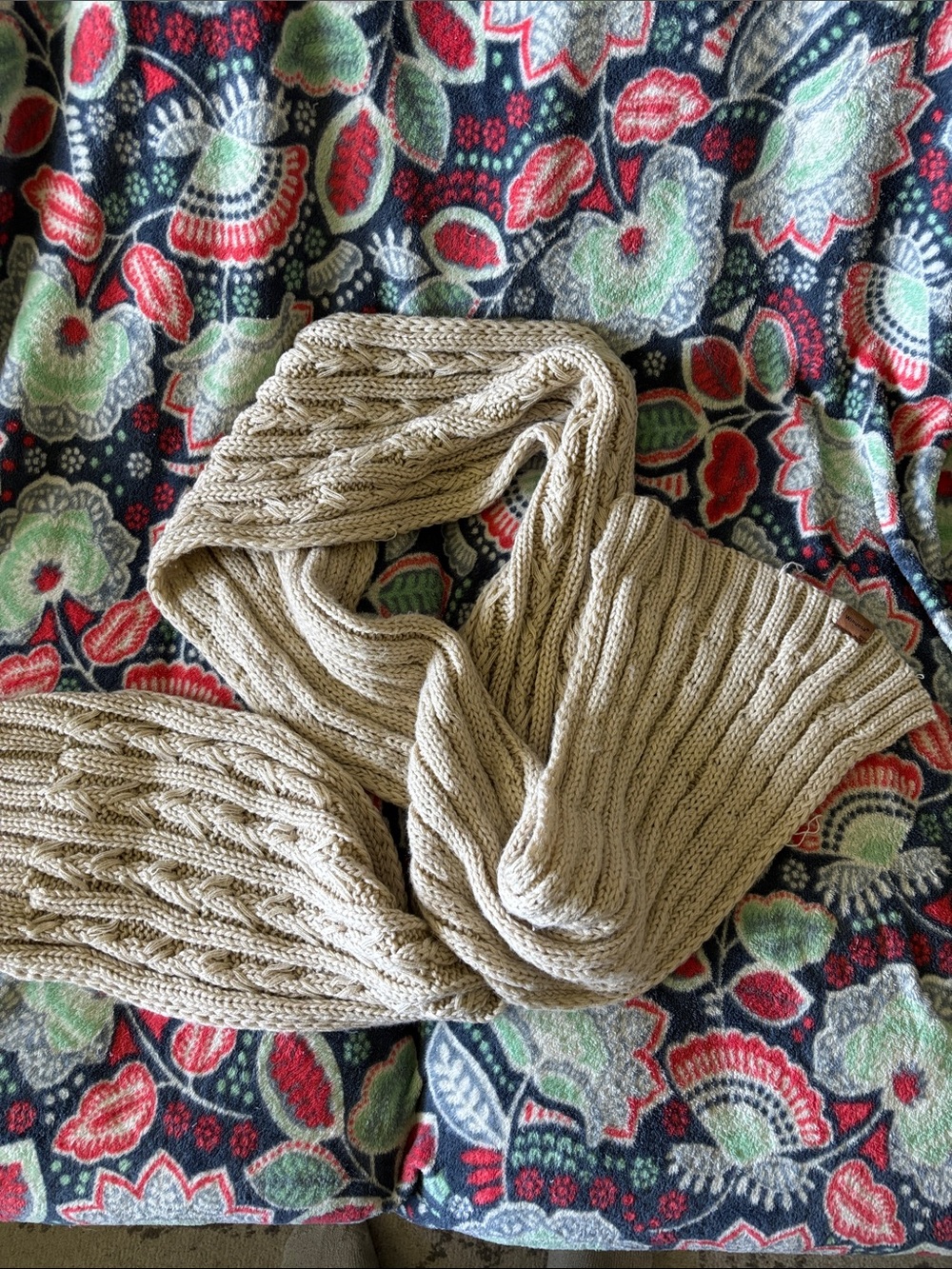 Cozy Cable Knit Scarf in Beige